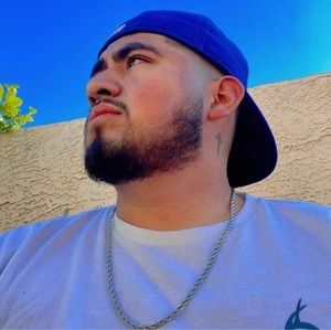 Meet your Posher, Jonatan